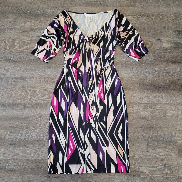 DIANE VON FURSTENBERG | Silk Geometric Dress | Sz. 0 - Picture 1 of 5